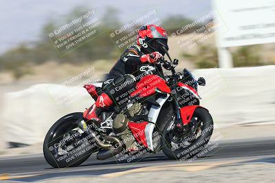 media/Oct-30-2025-Racers Edge (Thu) [[dabbdaf680]]/3-B Group/Session 5 (Turn 6)/